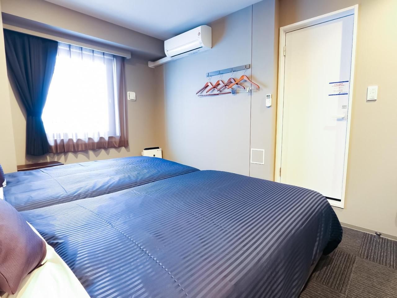 Hotel Livemax Yokohama-Eki Nishiguchi โยโกฮาม่า ภายนอก รูปภาพ